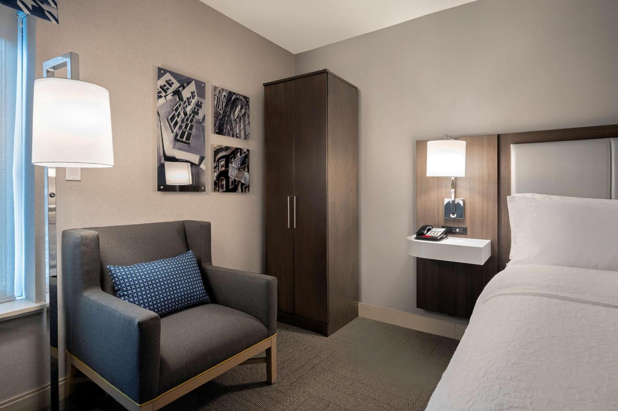 Hampton Inn By Hilton Boston/Cambridge Eksteriør billede
