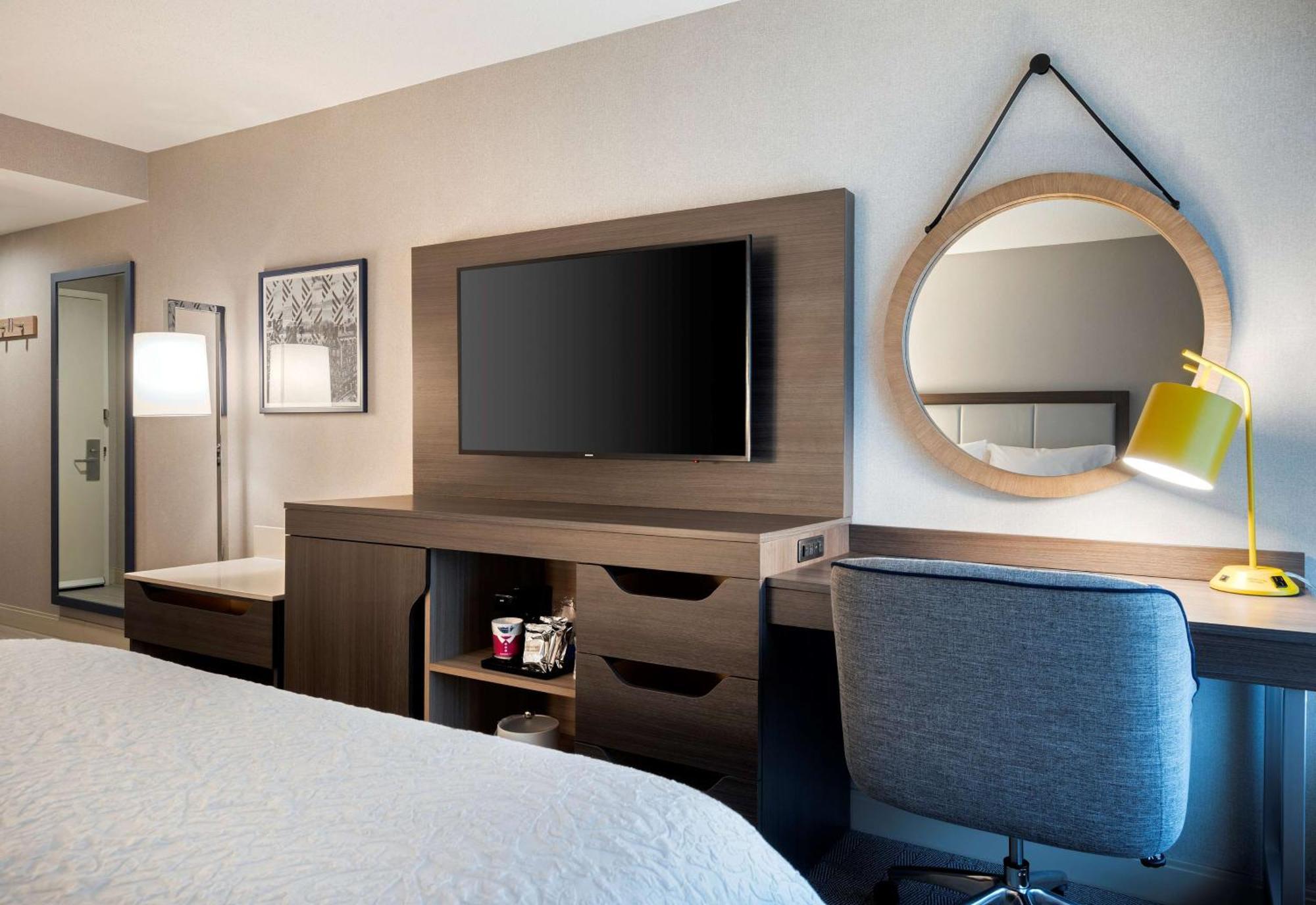 Hampton Inn By Hilton Boston/Cambridge Eksteriør billede