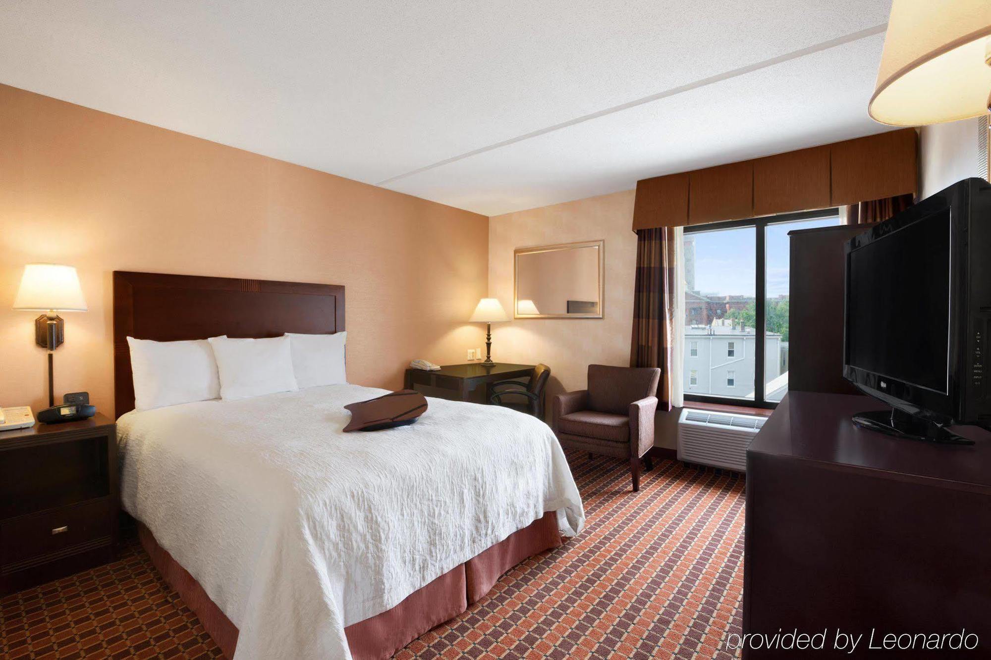 Hampton Inn By Hilton Boston/Cambridge Eksteriør billede
